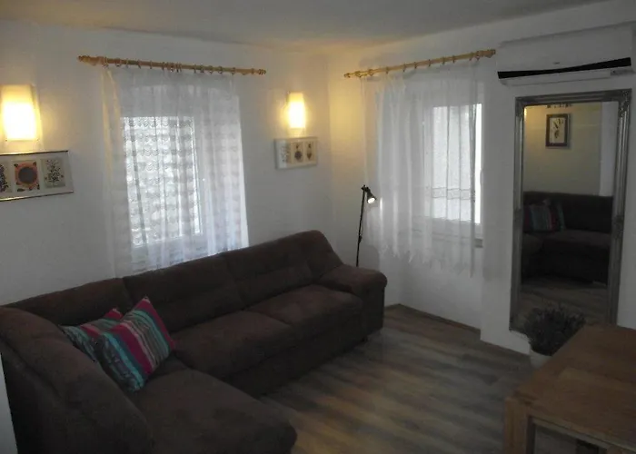 Apartments Dobrinj Dobrinj