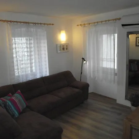 Apartments Dobrinj Dobrinj